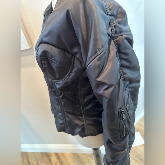 Dolce and Gabbana bomber jacket size 46 - Picture 8 of 11